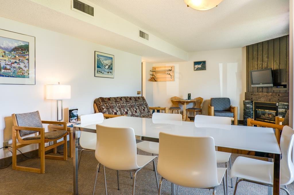 Rocky Mountain Ski Lodge Canmore Extérieur photo