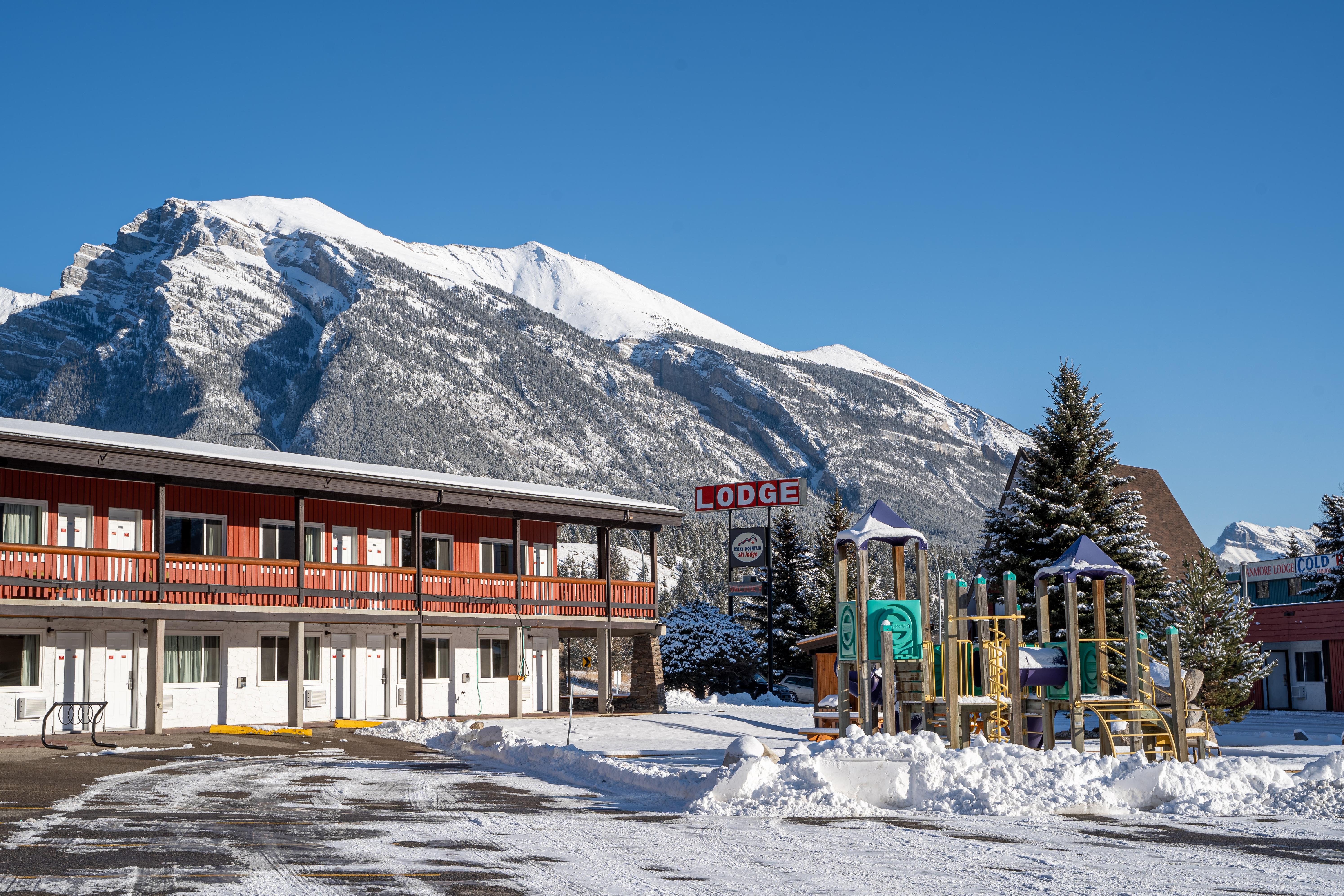 Rocky Mountain Ski Lodge Canmore Extérieur photo