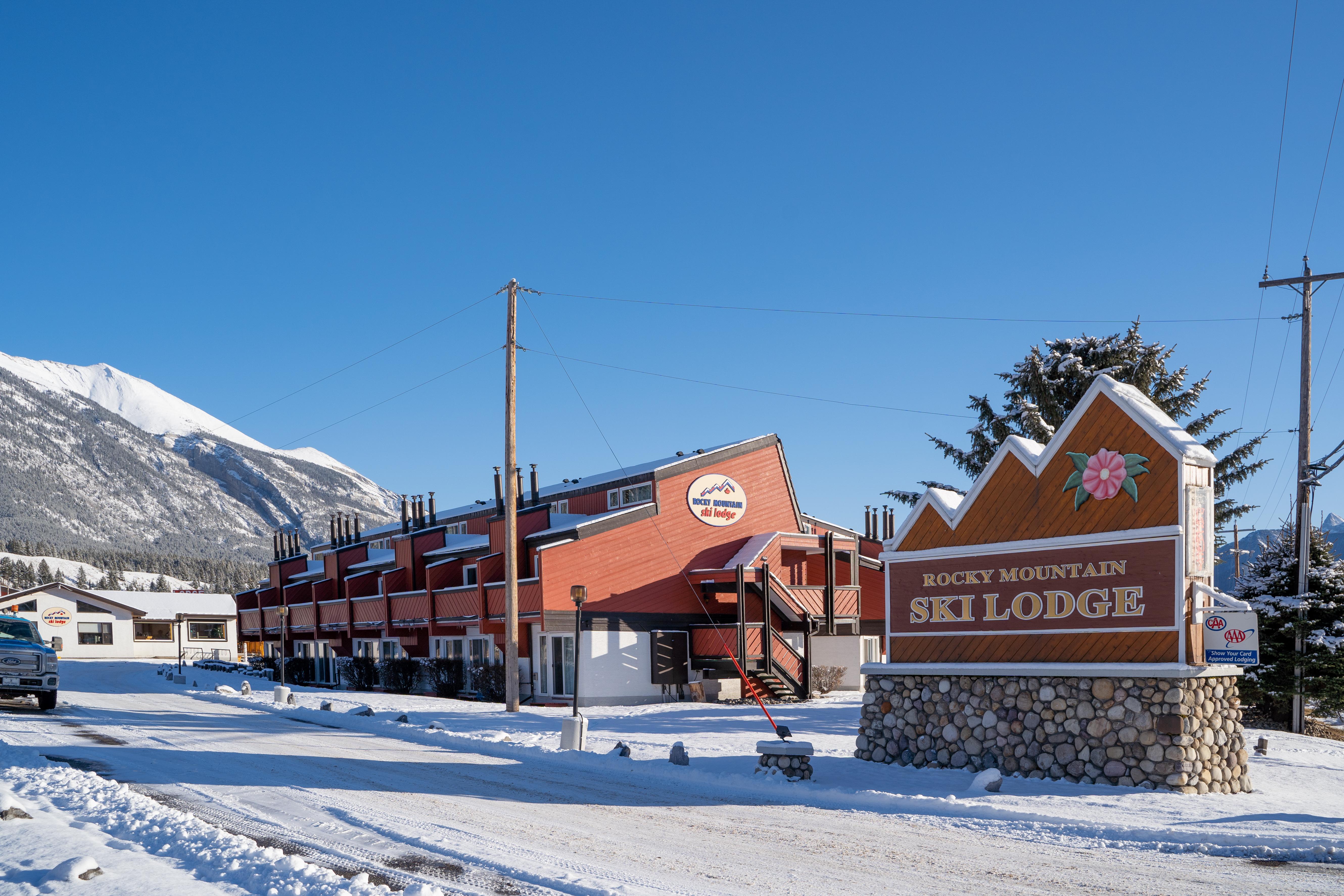 Rocky Mountain Ski Lodge Canmore Extérieur photo