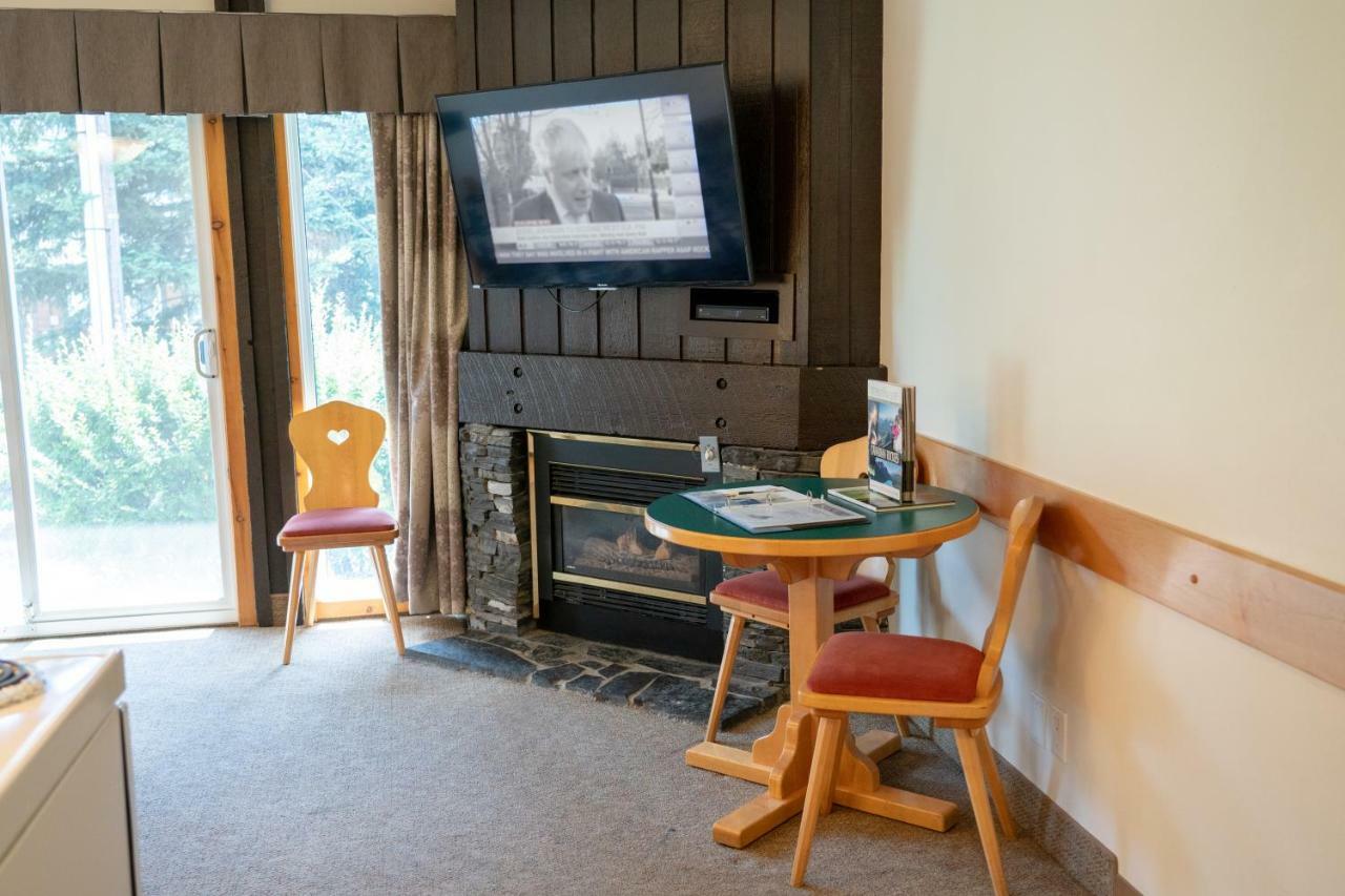 Rocky Mountain Ski Lodge Canmore Extérieur photo