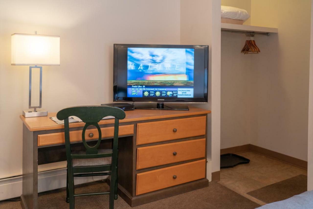 Rocky Mountain Ski Lodge Canmore Extérieur photo
